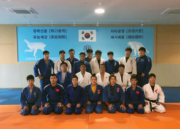 “박종학 교수 경기 운영 능력 배우러 왔어요”