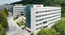 경상대학건물 사진