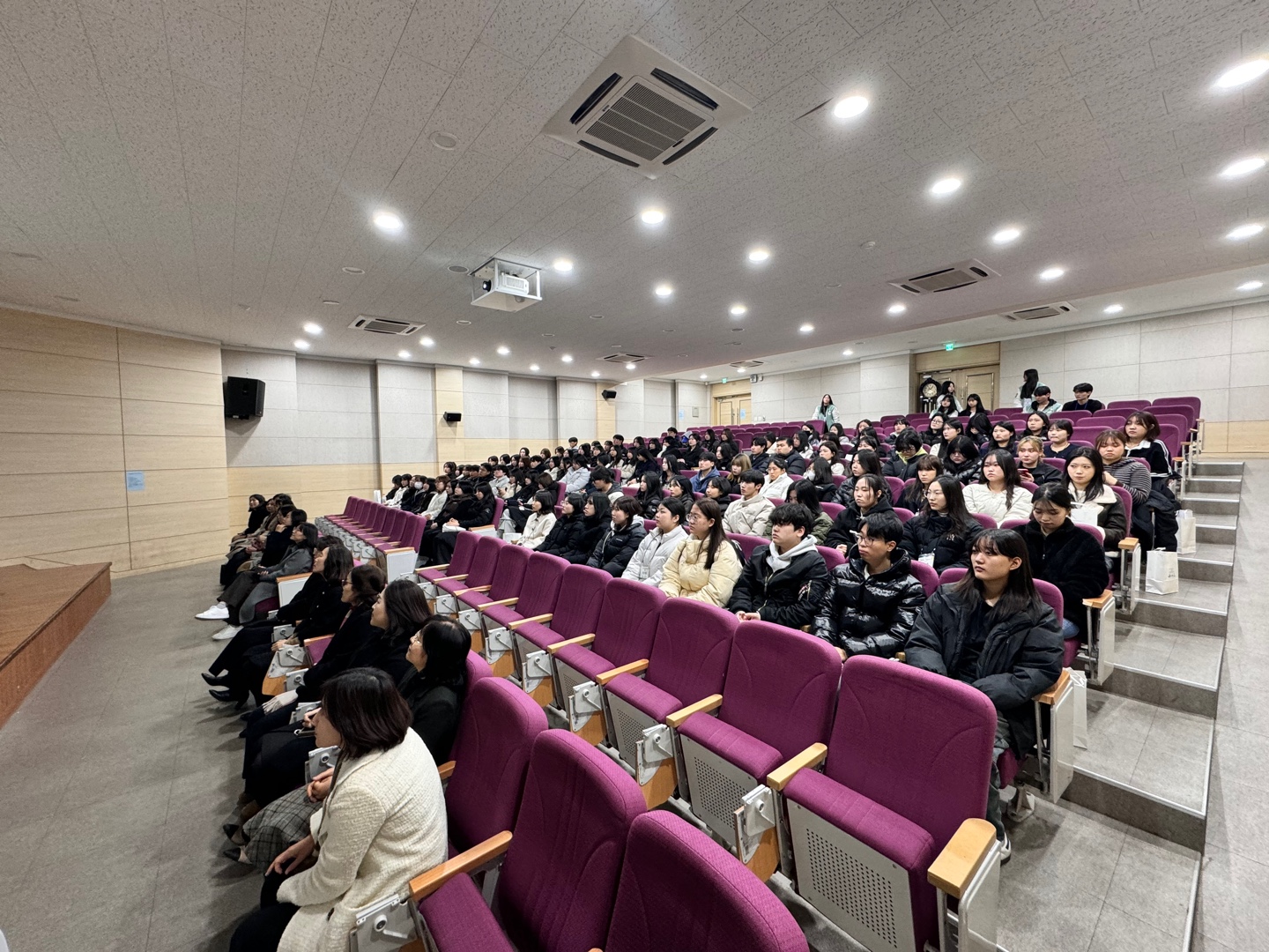 2025학년도 간호학과 신입생 입학식 및 오리엔테이션 이미지